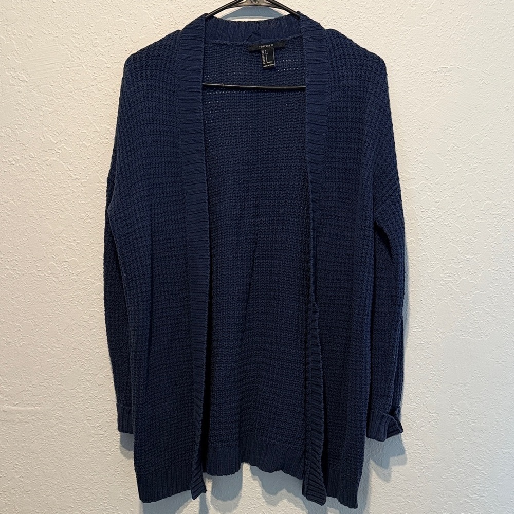 Forever 21 Navy Blue Women's Cardigan size S Knit Cozy Fall Winter Long Sleeve